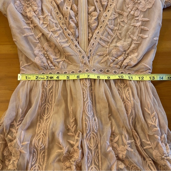 WISHLIST Lace Pink Plunge Neck Maxi Dress Lined Side Slits Size Small - Picture 10 of 13